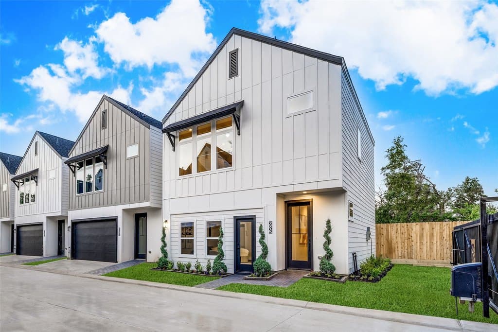 6506 Old Olive Tree Dr