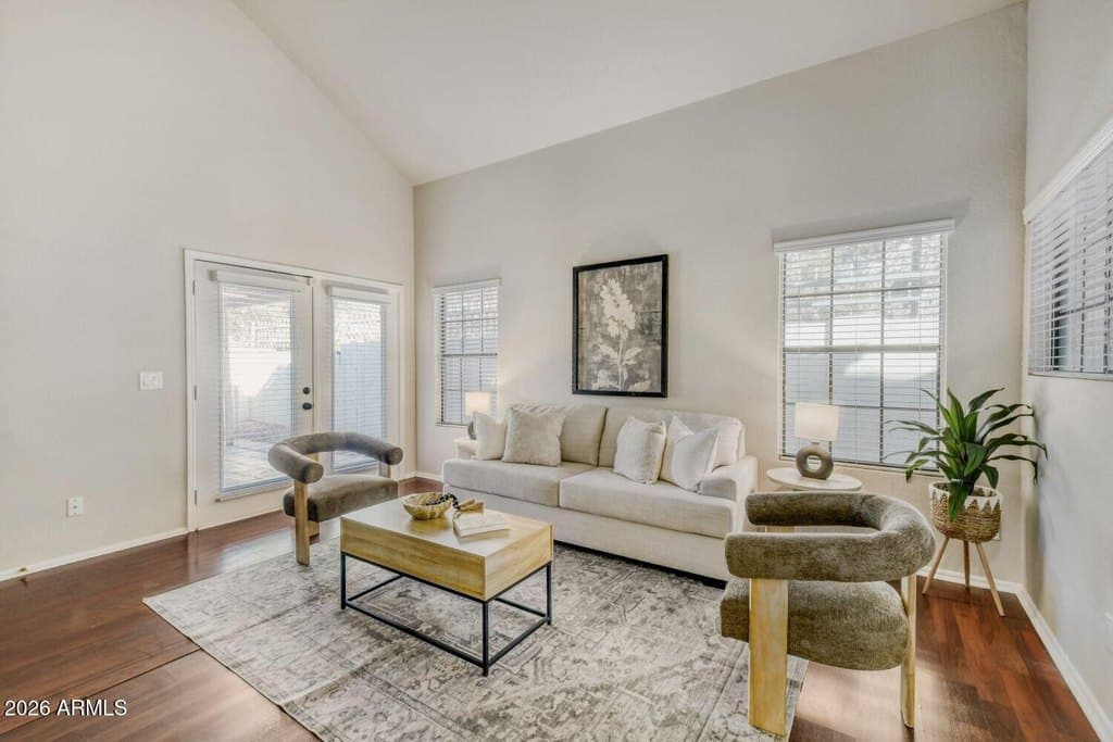 8870 S Heather Dr, Tempe