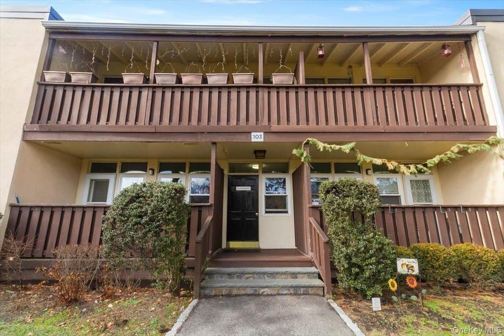 103 Wiltshire Rd Apt D11, Scarsdale