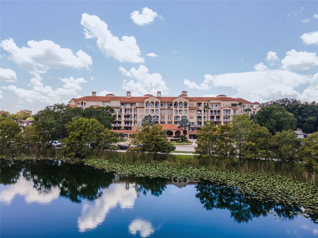 1110 W Ivanhoe Blvd Apt 6, Orlando