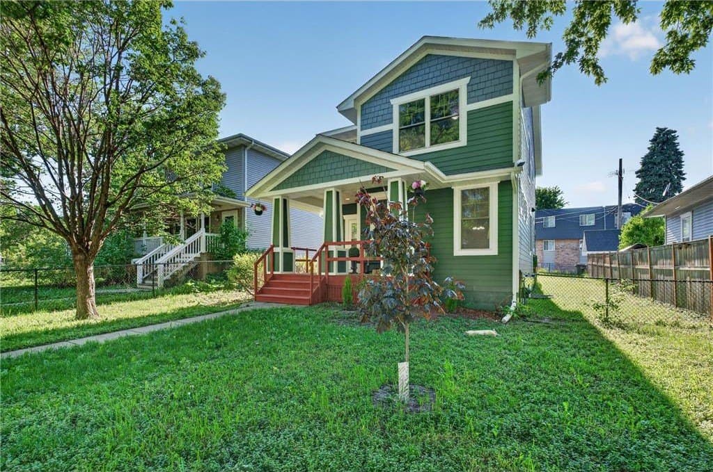 2525 James Ave N, Minneapolis