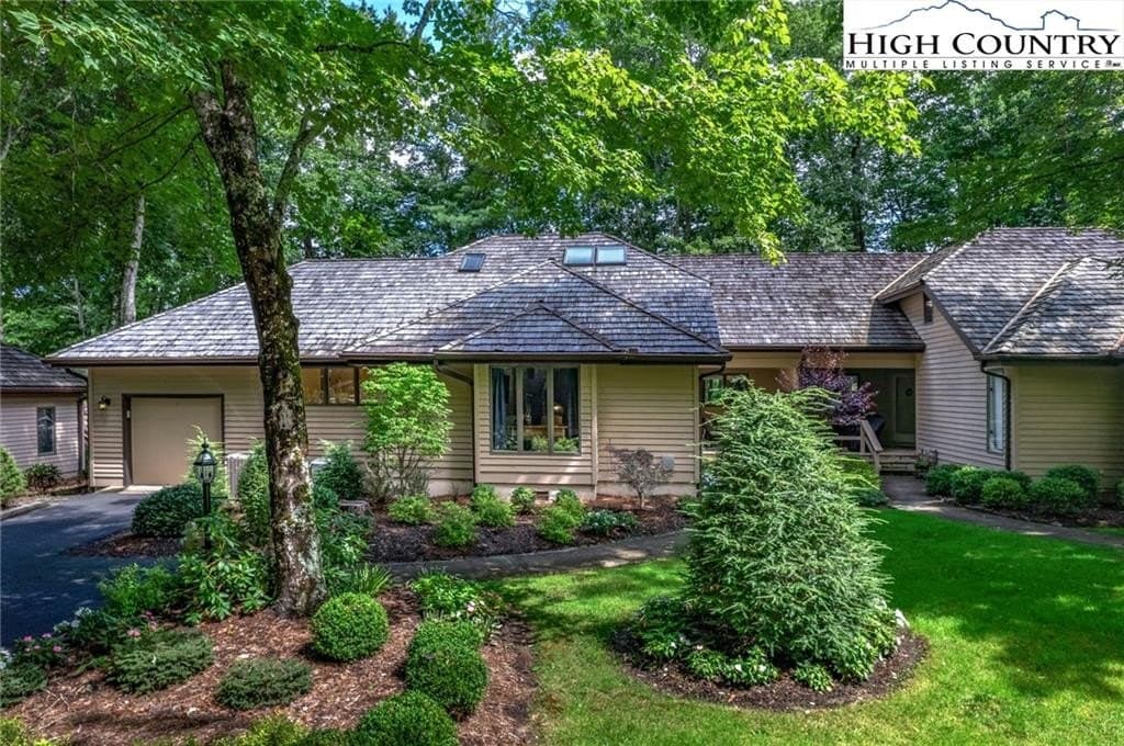 870 Clubhouse Dr Unit B2, Banner Elk