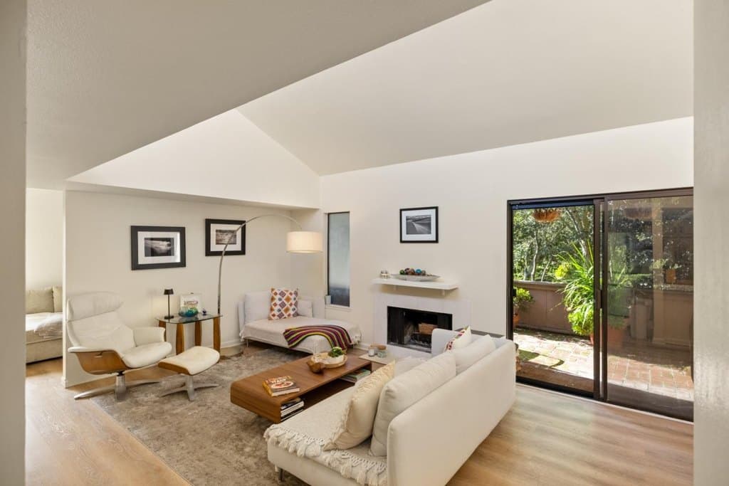 67 Montsalas Dr, Monterey