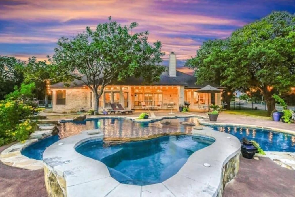 413 Breakaway Rd, Cedar Park