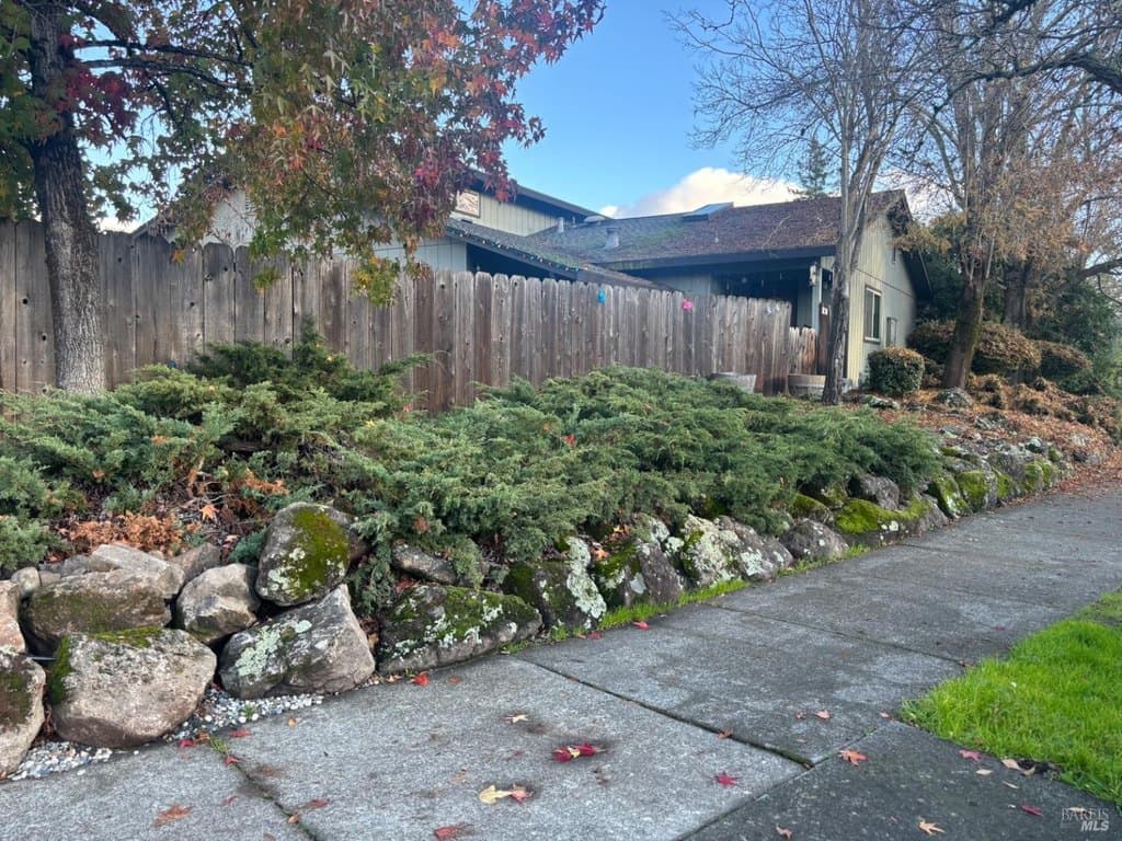 1830 Mission Blvd, Santa Rosa