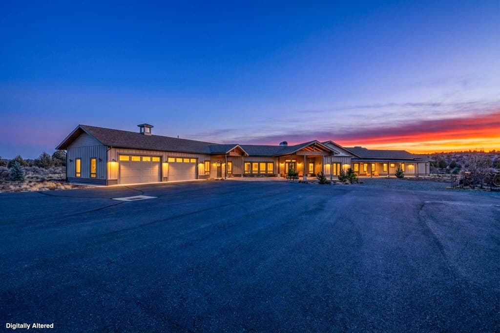 64105 Johnson Rd, Bend