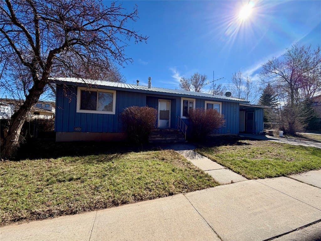 487 Myrtle St, Los Alamos