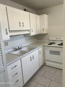 2604 W Berridge Ln Unit C103