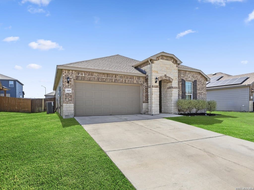 2818 Ridge Berry Rd, New Braunfels