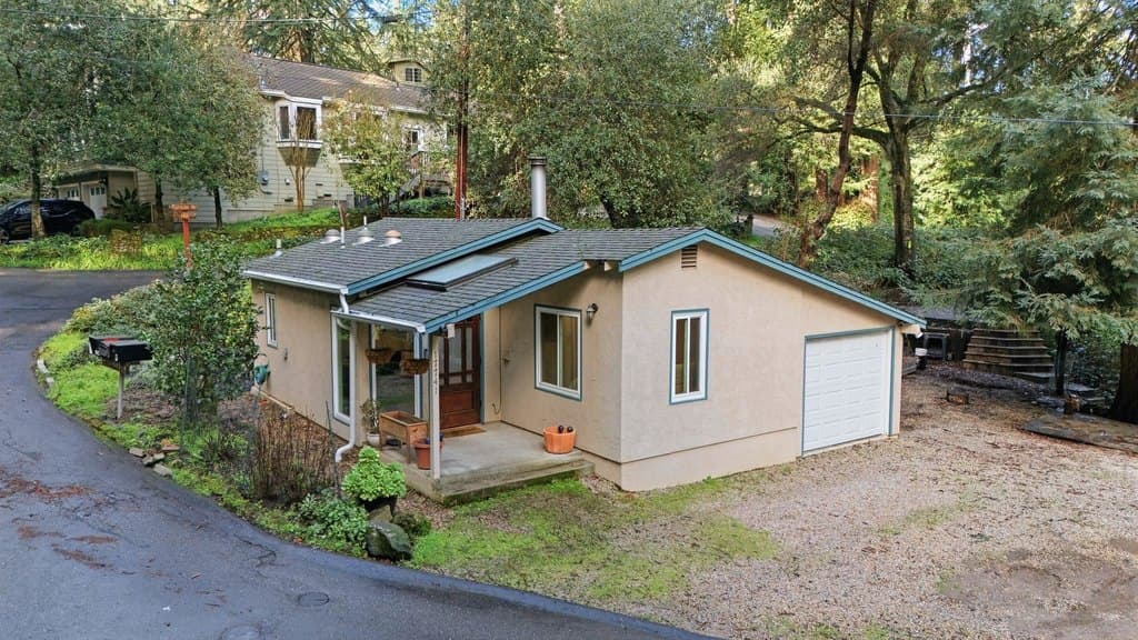 17741 Comanche Trl, Los Gatos