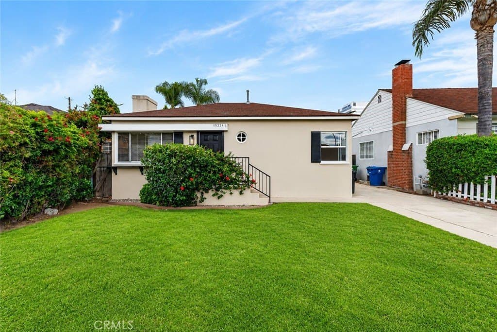15224 LA Maida St