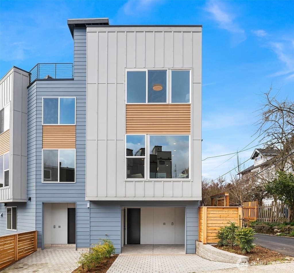 219 NE 75th St, Seattle