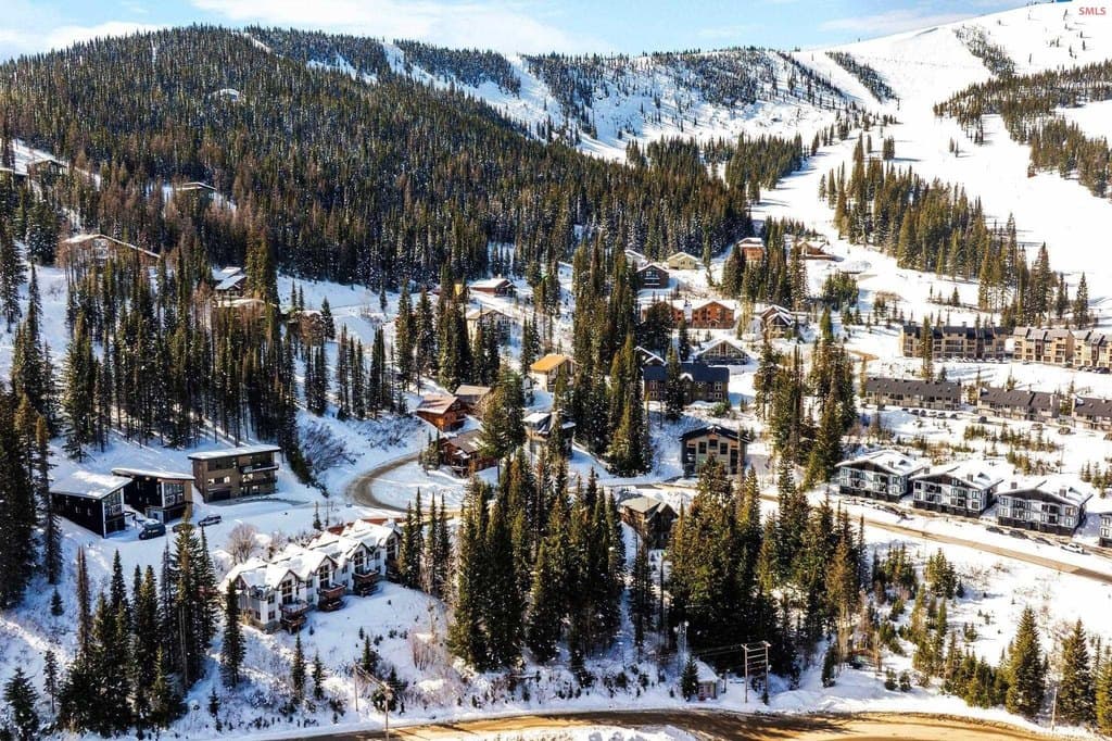 Nna Crystal Springs Rd, Sandpoint