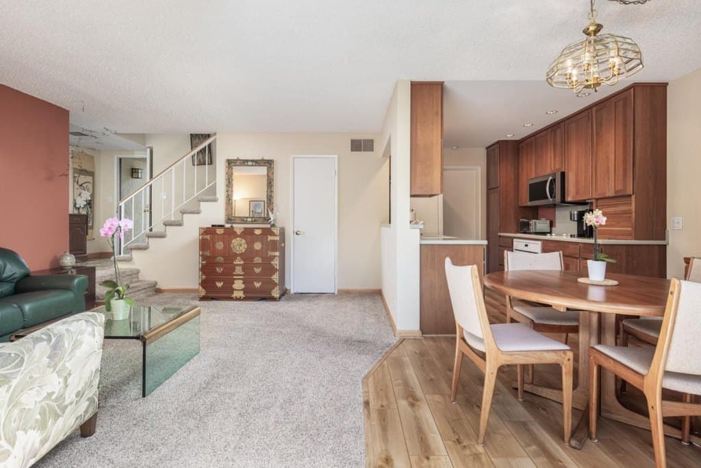 1360 Josselyn Canyon Rd Apt 40, Monterey