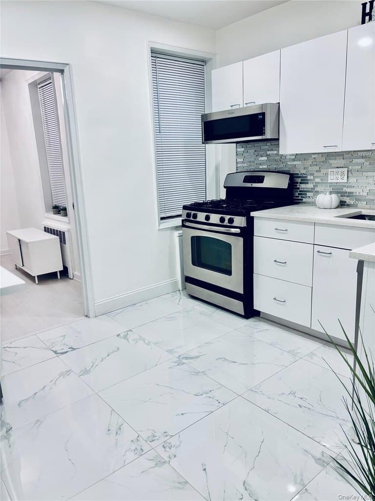 16 N Broadway Apt 3E, White Plains