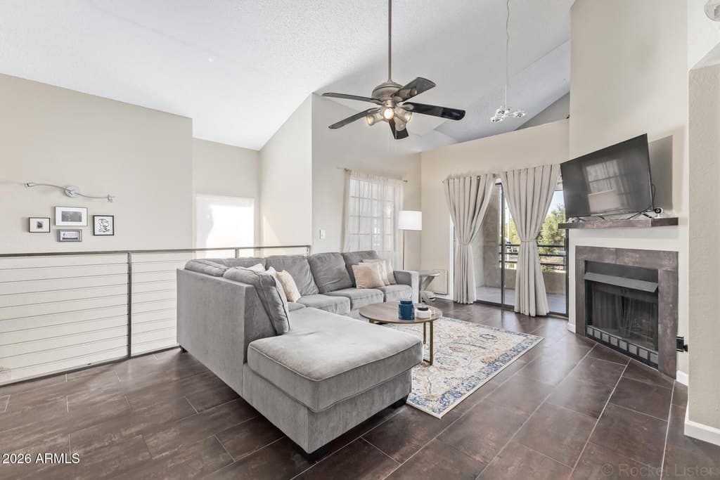 10301 N 70th St Unit 210, Paradise Valley