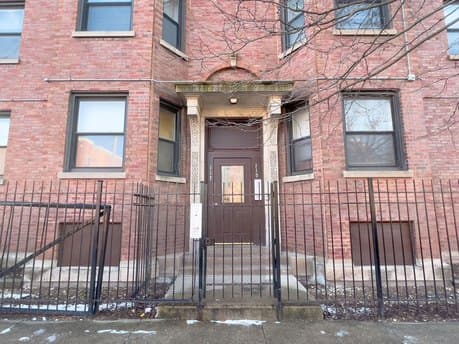 115 E 60th St Apt 2