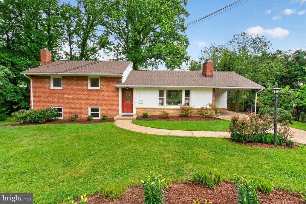 5701 Radnor Ct