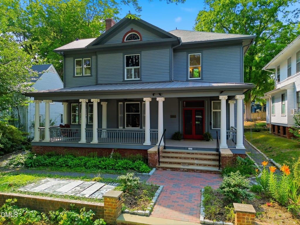 127 Forest Rd