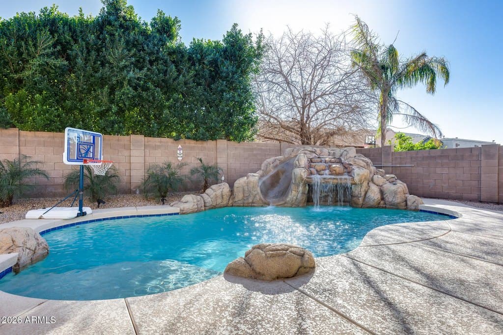 3541 E Shannon St, Gilbert