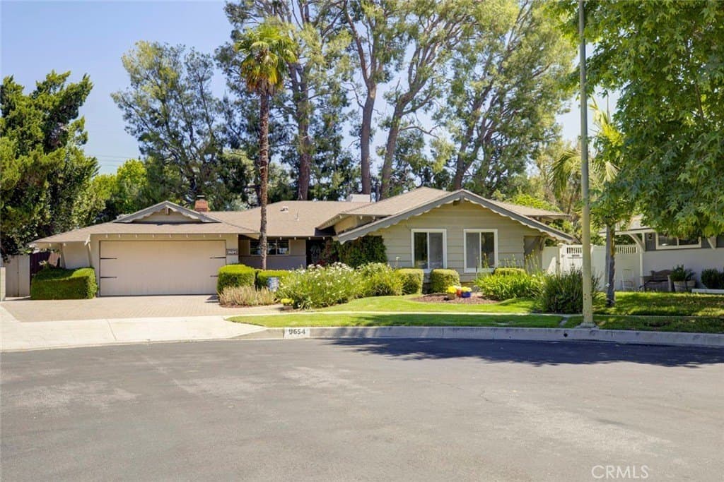 9654 Kessler Ave