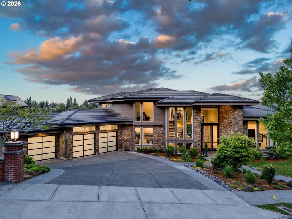 2680 Lorinda Ln, West Linn