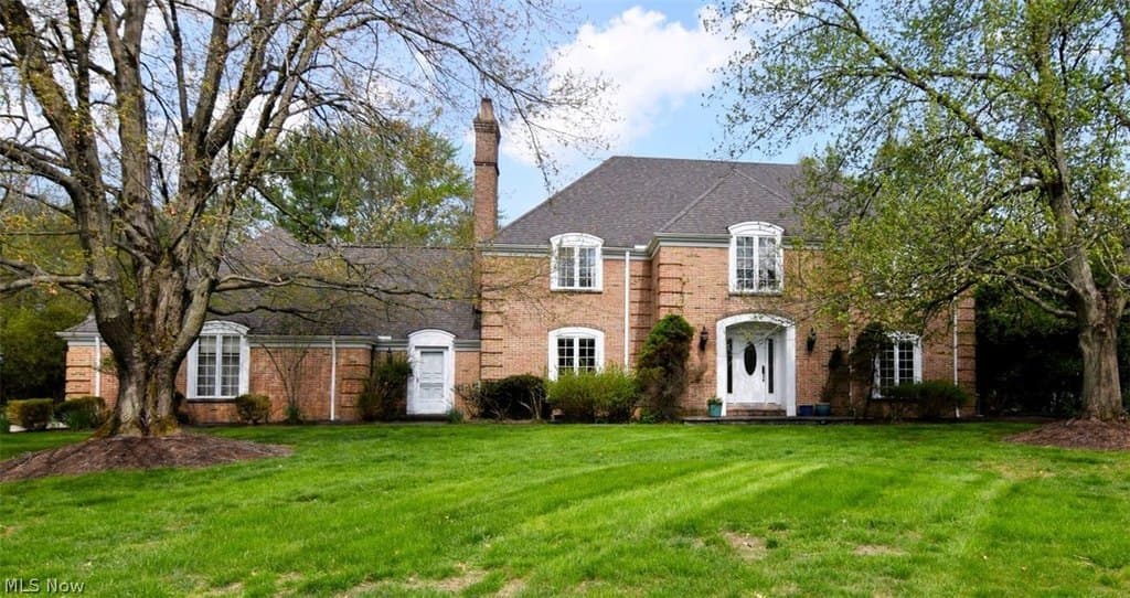 32750 Meadow Lark Way, Pepper Pike