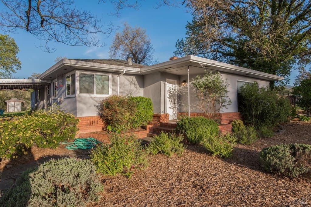 408 Calistoga Rd, Santa Rosa