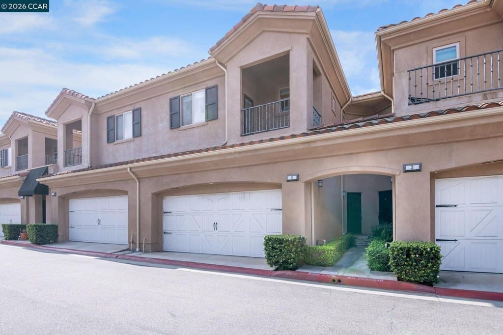 20402 Santa Ana Ave Unit 4, Newport Beach