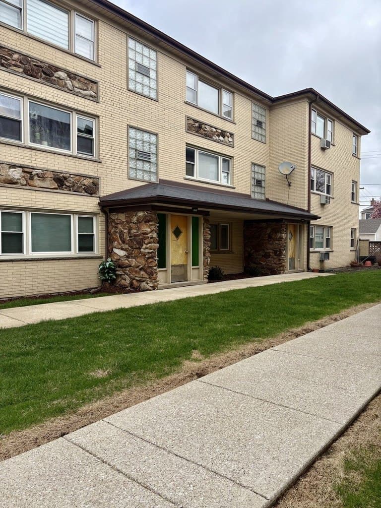 3143 N Nashville Ave Apt 3E