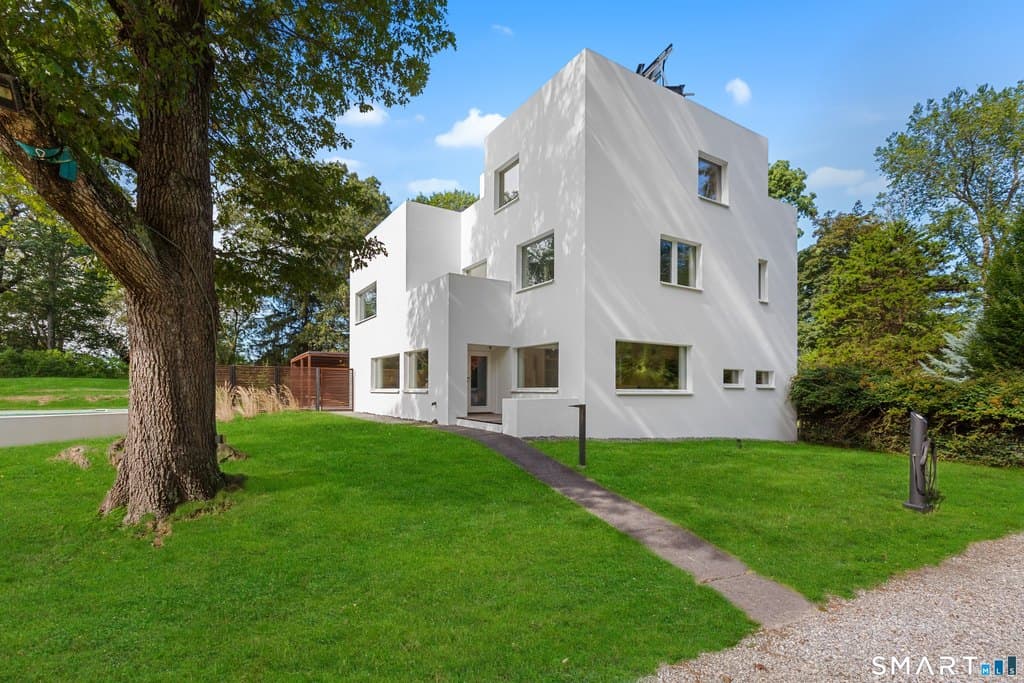 118 Roseville Rd, Westport