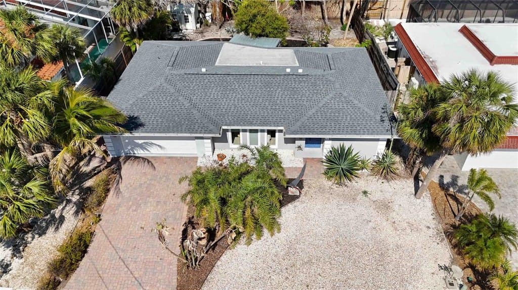 711 Birdsong Ln, Sarasota