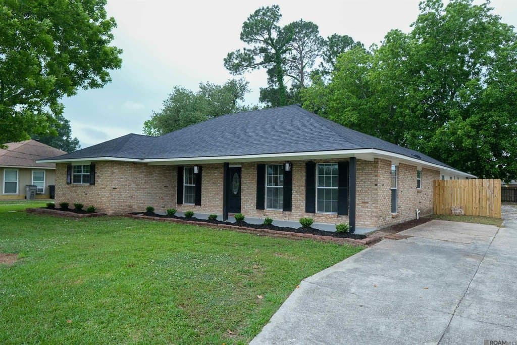 3655 Aletha Dr