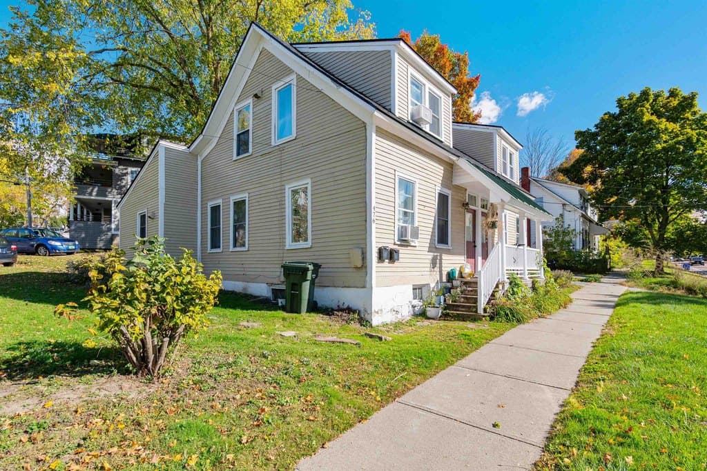 476-478 Saint Paul St, Burlington