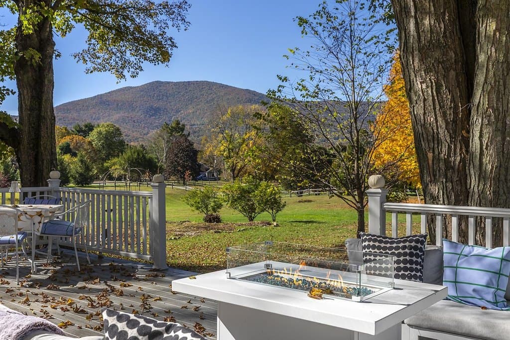 2677 Route 30, Dorset