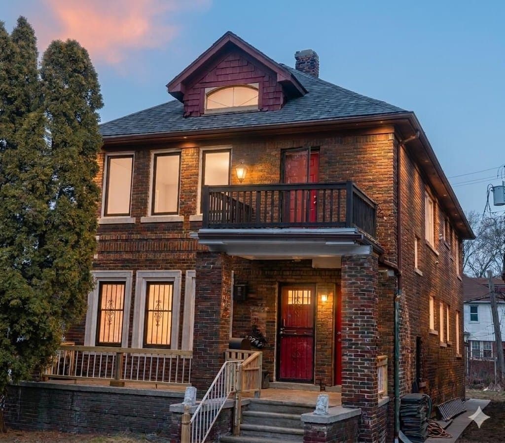 3742 W Grand St, Detroit