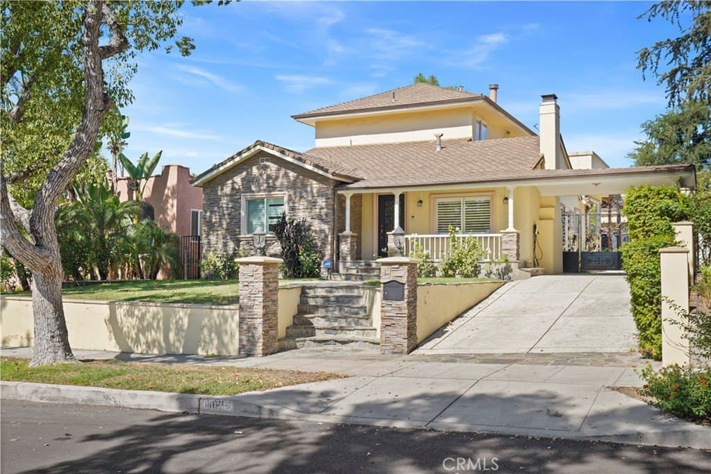 1025 E San Jose Ave, Burbank