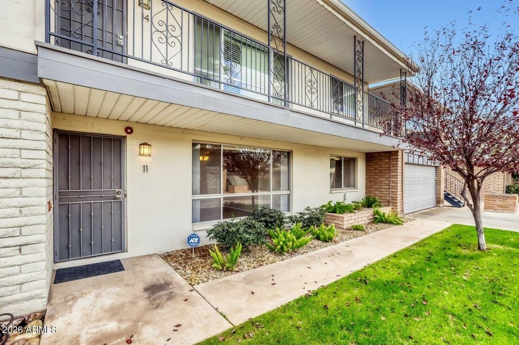 6125 N Central Ave Unit 11