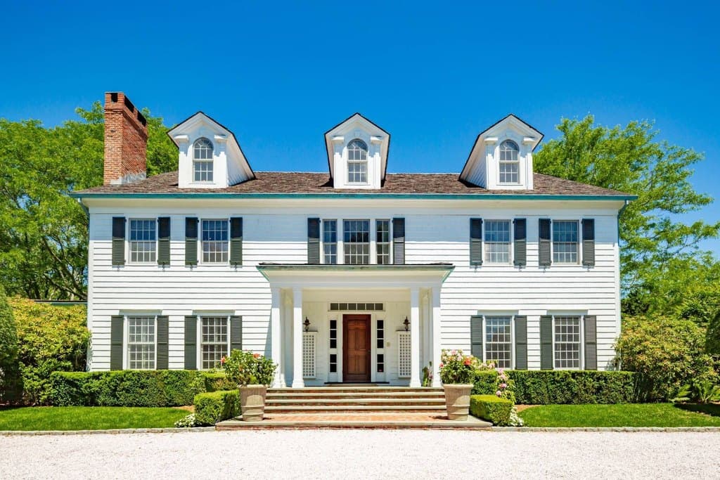 221 Wickapogue Rd, Southampton