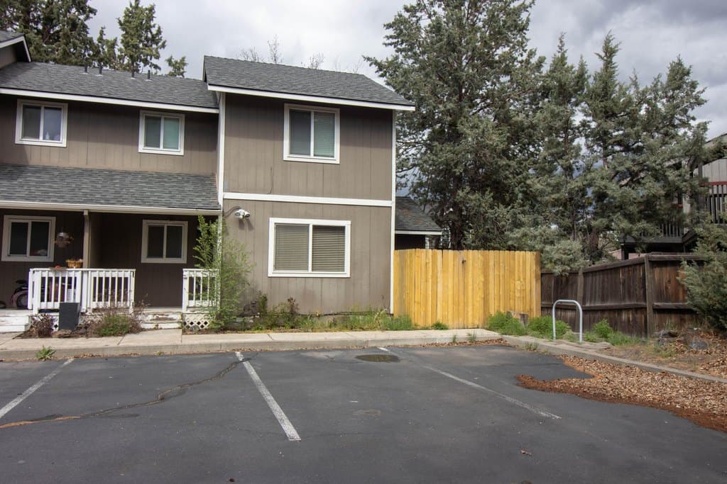 2010 NE Full Moon Dr Unit 2, Bend