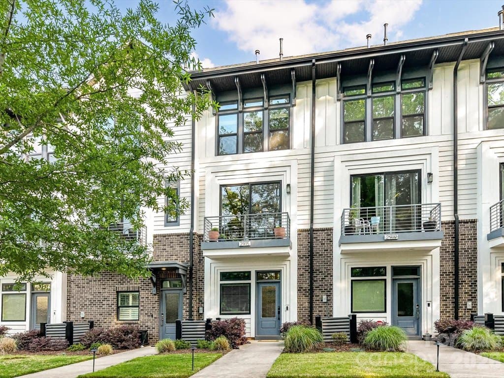 2915 Simpson Dr, Charlotte