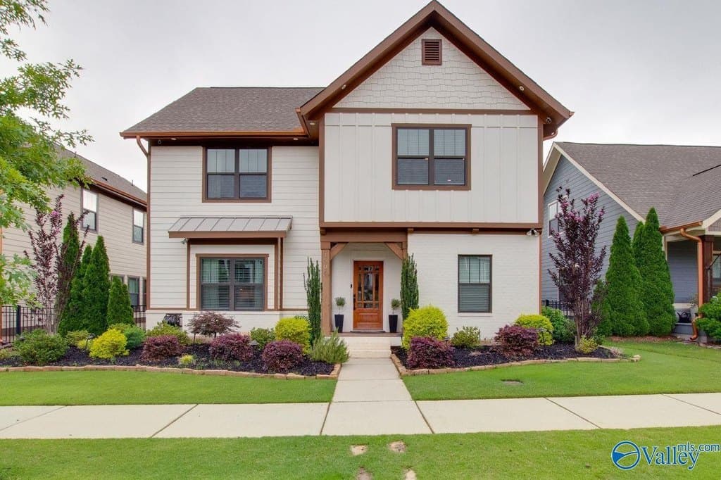 1506 Trek St, Huntsville