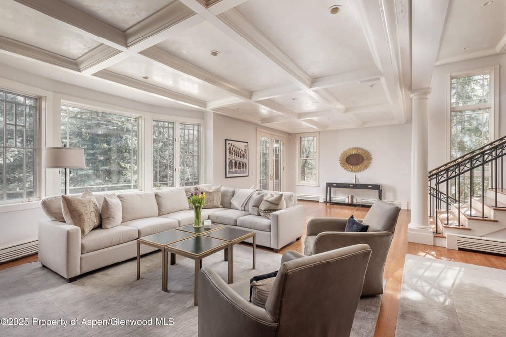 825 S Ute Ave Unit A, Aspen