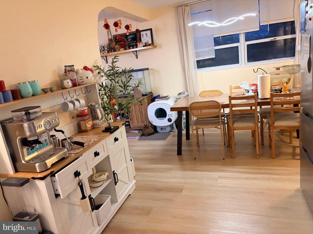 1030 E Lancaster Ave Apt 203, Bryn Mawr