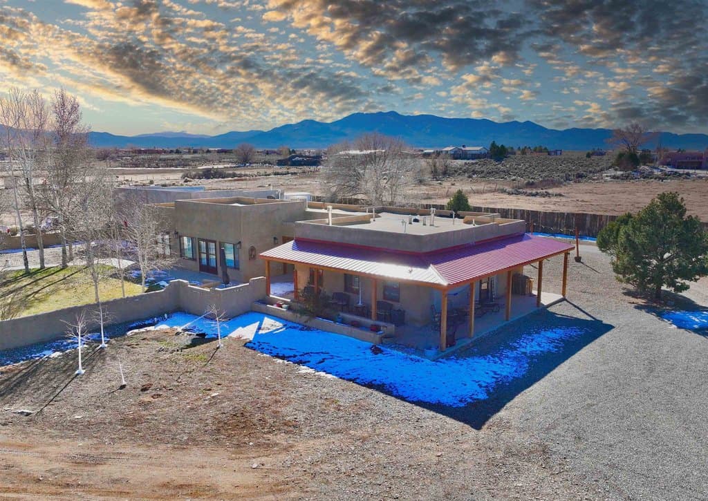 45 Sarita Rd, Taos