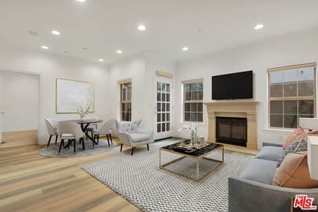 423 Arnaz Dr Apt 102