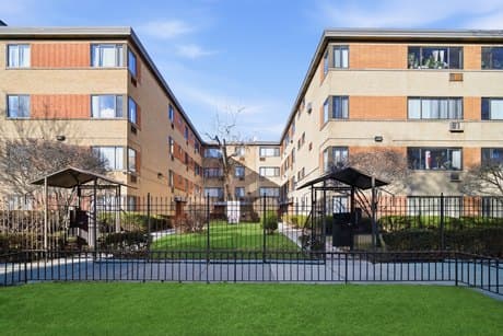 1508-1512 W Farwell Ave