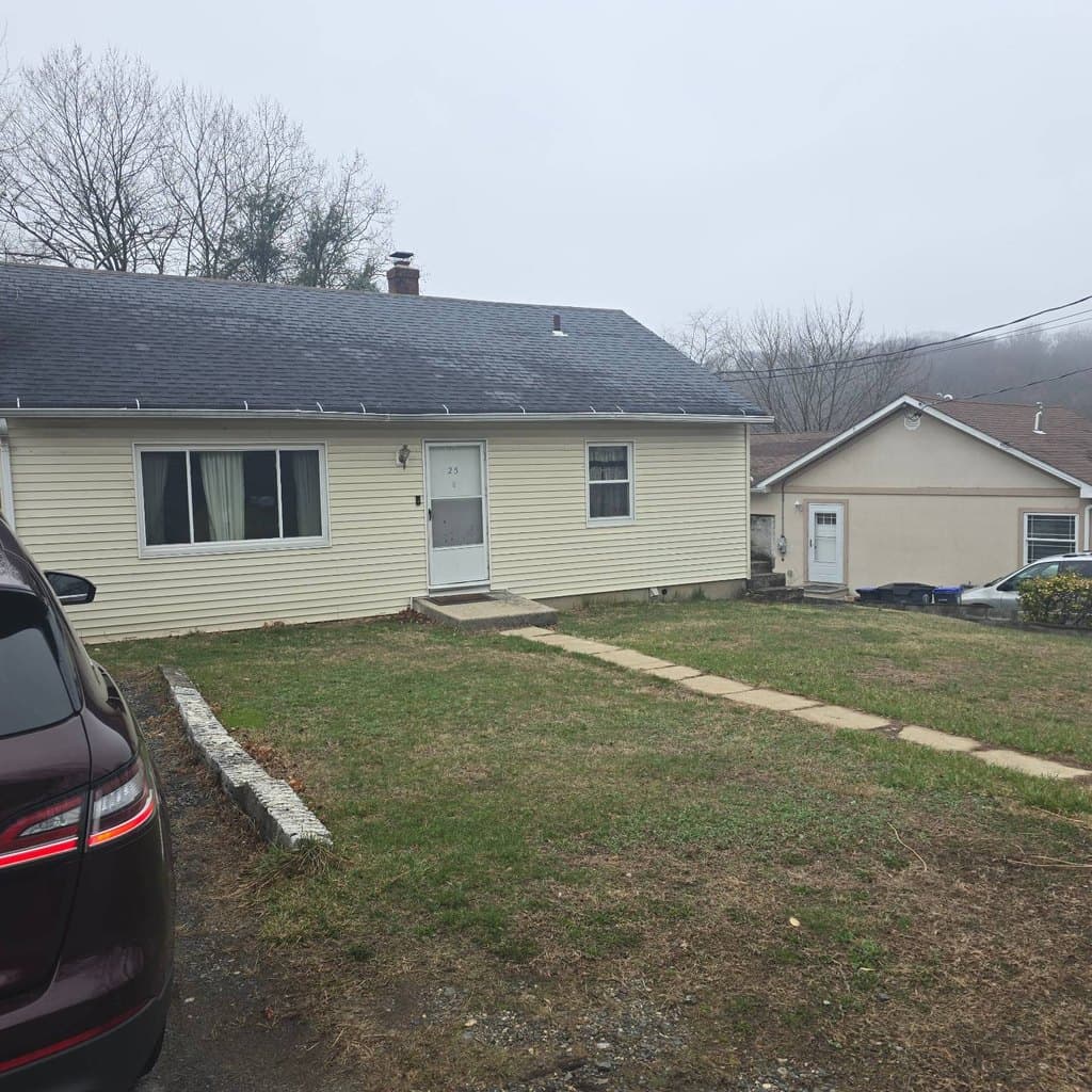 25 Leather Stocking Ln, White Plains