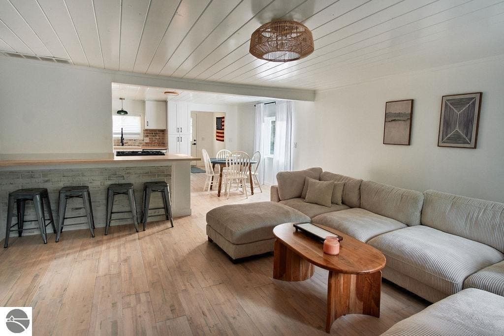 8870 E Fouch Rd, Traverse City