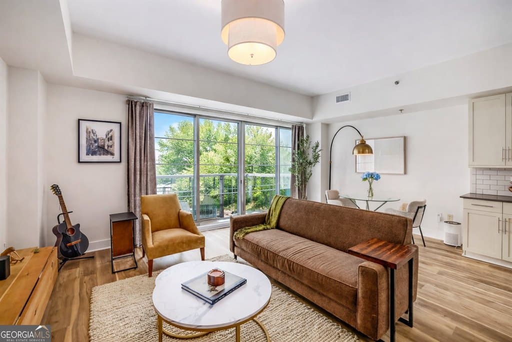 1100 Howell Mill Rd NW Unit 202